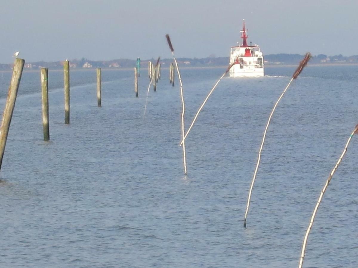 Huus Wattenmeer In Nessmersiel An Der Nordsee Dornum Esterno foto